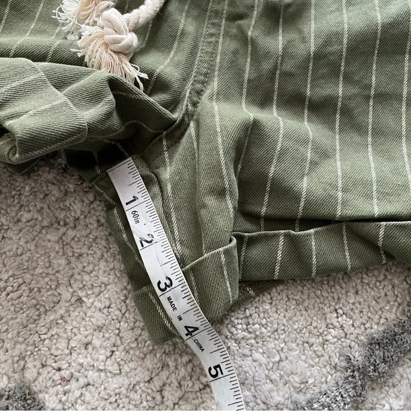 Topshop Green Stripe Paperbag High Waist Shorts high rise 4 new - Picture 8 of 13